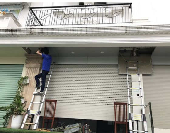 ĐƠN VỊ SỬA CỬA CUỐN QUẬN 4 – SỬA CỬA CUỐN CHUYÊN NGHIỆP NHANH CHÓNG